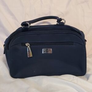 5 for $25 | The Filer New York Navy Organizer Travel Purse